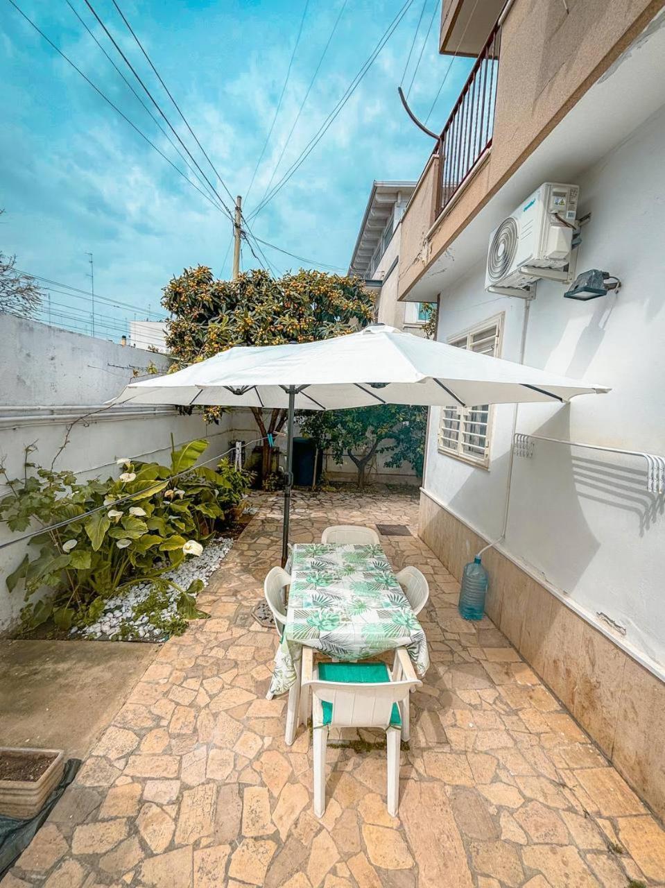 Villa Magnolia Con Giardino 巴里 外观 照片